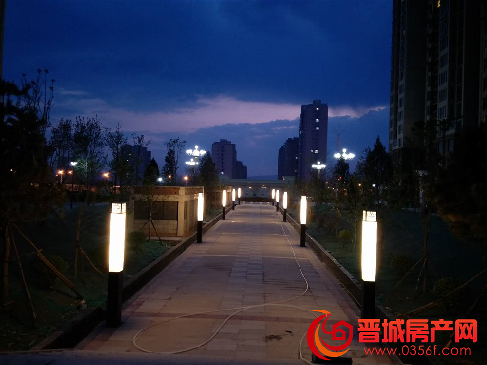 皇城新區(qū)夜景小區(qū)實景