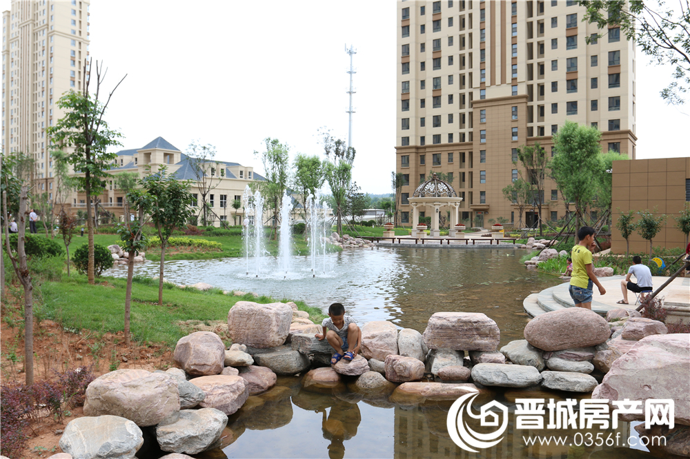 瑞基龍度華府園林實(shí)景7