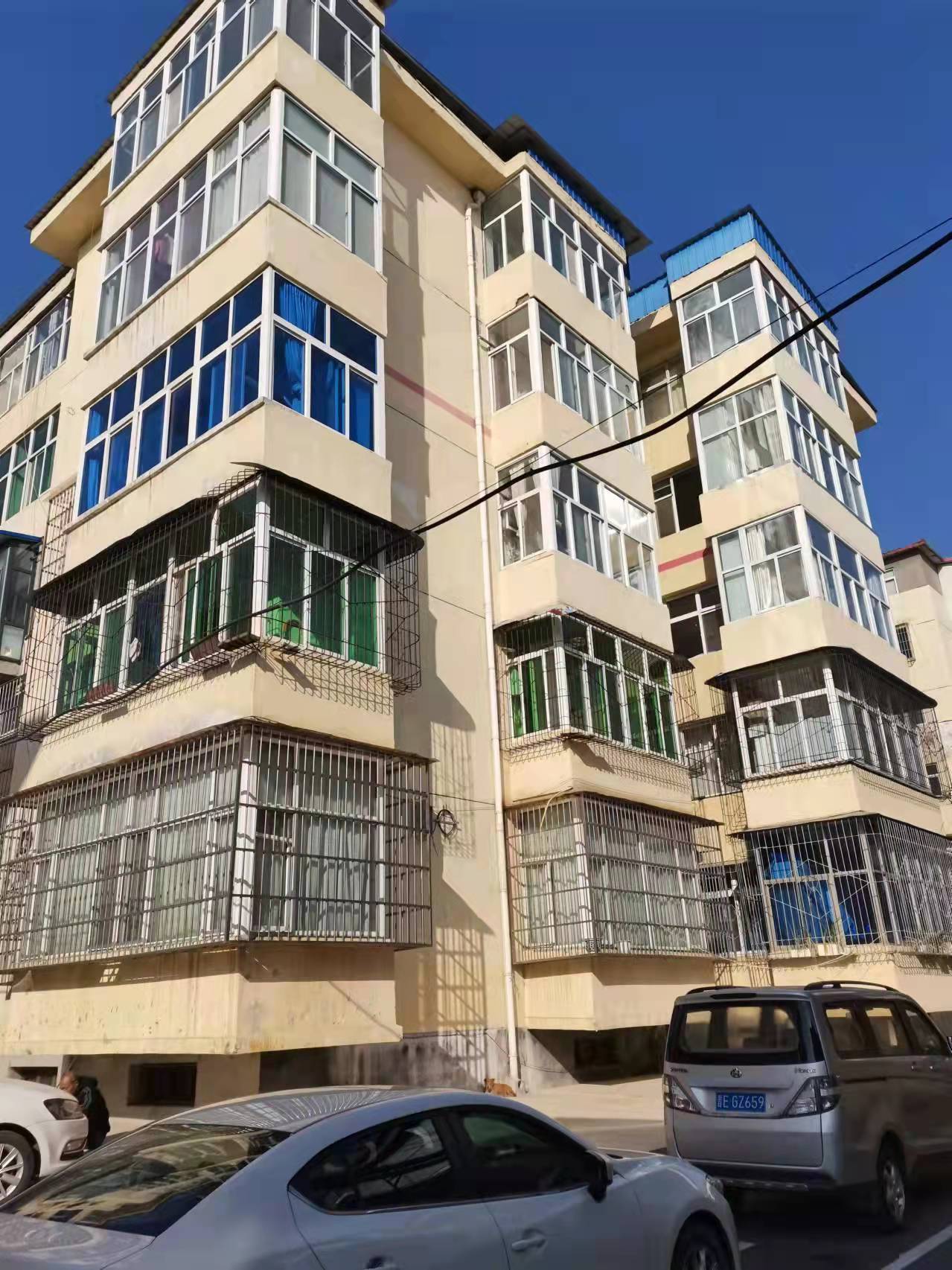 凤苑小区2室1厅1卫70平米住宅出售